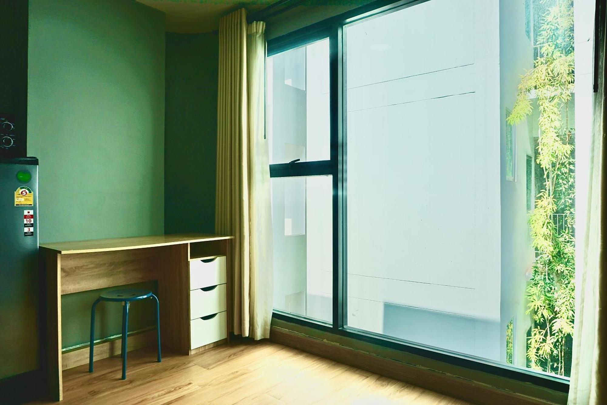 בנגקוק Hip And Funky Apartment Silom Soi 3, With Rooftop View מראה חיצוני תמונה